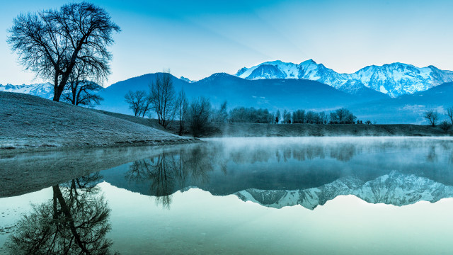 Lake mountain sky clouds forest free wallpaper - medium preview image