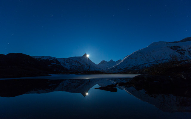 Moon lake mountains night sky free wallpaper - medium preview image