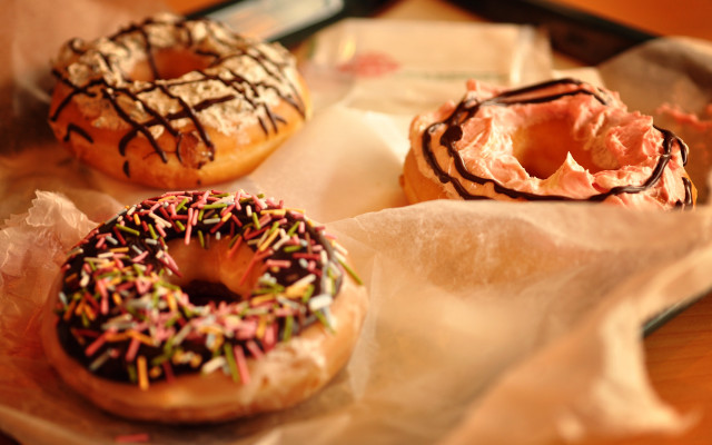 Donuts tray coffee food photography free wallpaper - medium preview image