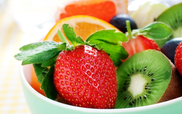 Fruit bowl green leaf orange free wallpaper - medium preview image