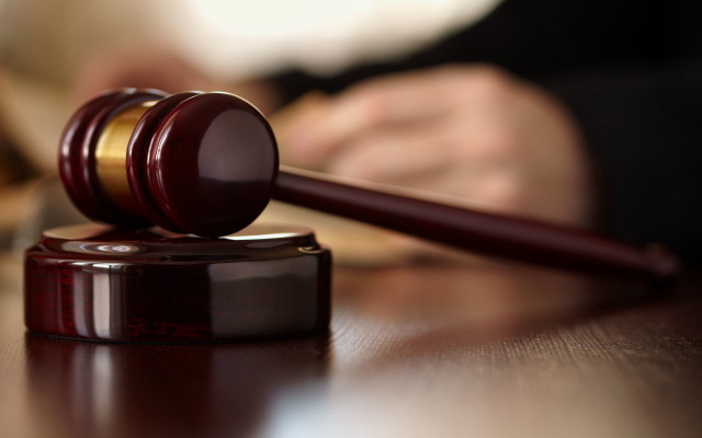 Judge gavel laptop blurry anamorphic free wallpaper - medium preview image