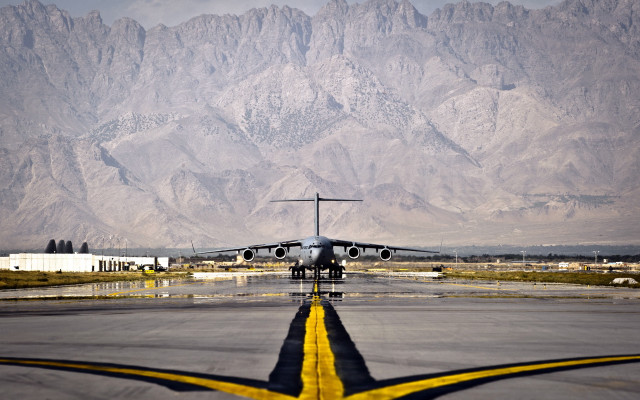 Airplane runway mountains yellow line #2 free wallpaper - medium preview image