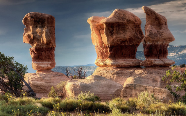 Rocky landscape mountain clouds green free wallpaper - medium preview image