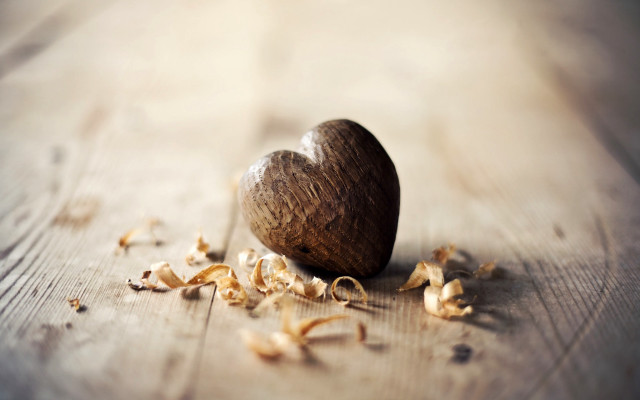Heart wooden object dried flowers free wallpaper - medium preview image