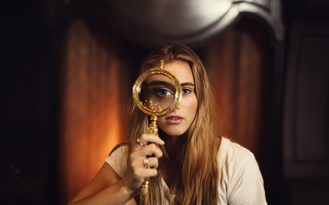 Woman magnifyingglass blondeblueeyes woodenbackground portrait free wallpaper - medium preview image