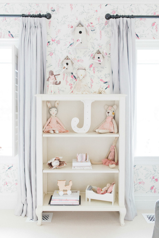 White book shelf pink white free wallpaper - medium preview image