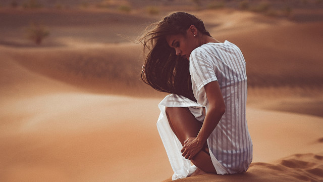 Desert woman sand dune wind free wallpaper - medium preview image