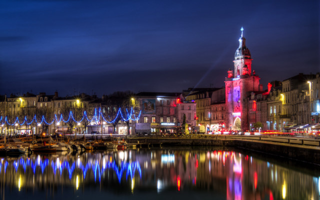 Tokyo cityscape clocktower river night free wallpaper - medium preview image