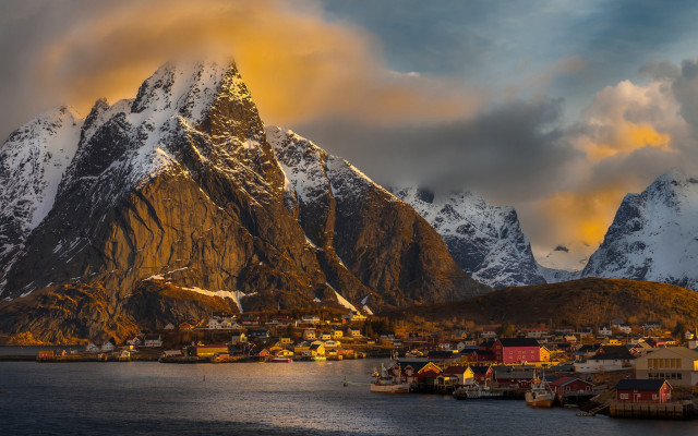 Mountain village cloudy sky dusk free wallpaper - medium preview image