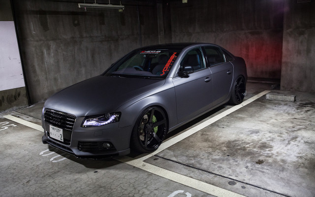 Car redlight parkingmeter street tire free wallpaper - medium preview image