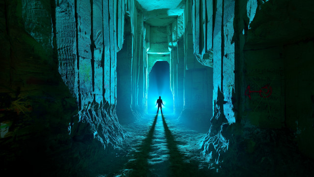 Tunnel figure blue fantasy ruins free wallpaper - medium preview image
