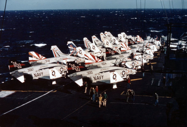 Fighter jets aircraft carrier ocean free wallpaper - medium preview image