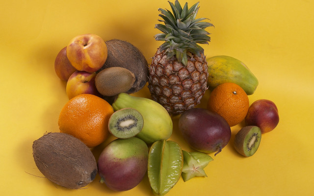 Fruit pile yellow tablecloth pineapple free wallpaper - medium preview image
