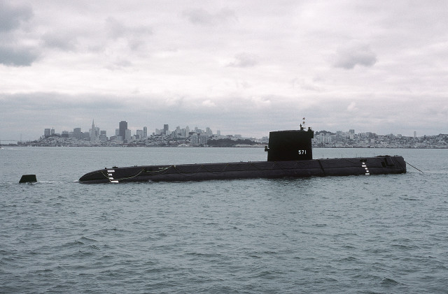 Submarine city skyline tugboat water free wallpaper - medium preview image