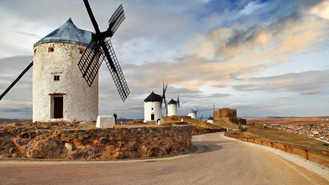 Windmill hill road buildings cloudy free wallpaper - medium preview image
