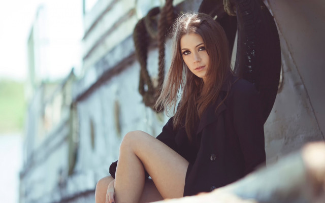 Woman sitting outdoors winter bokeh free wallpaper - medium preview image