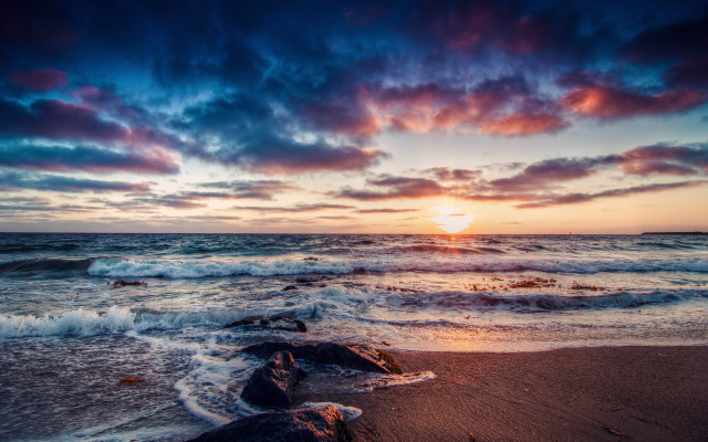 Sunset ocean waves beach dusk free wallpaper - medium preview image