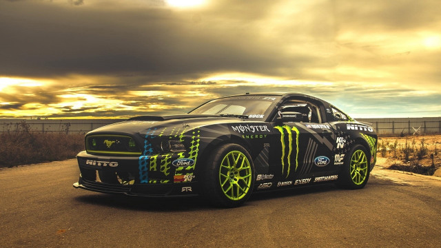 Monster truck desert sunset clouds free wallpaper - medium preview image
