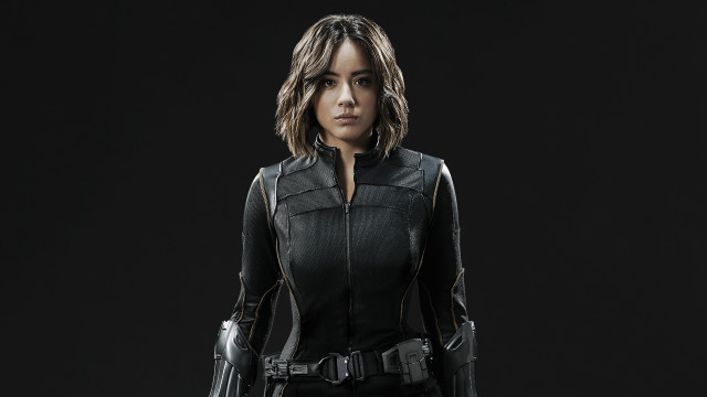 Eve ryder black suit gun free wallpaper - medium preview image
