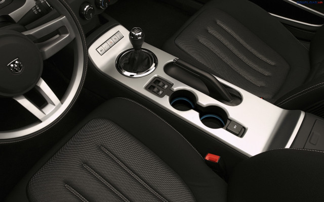 Car dashboard control panel sunglasses free wallpaper - medium preview image