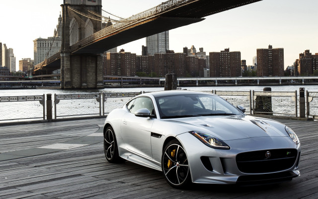 White sports car dock bridge free wallpaper - medium preview image