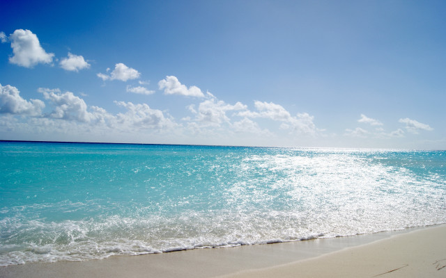 Beach blue sky clouds ocean #5 free wallpaper - medium preview image