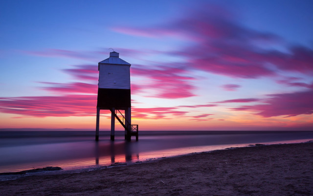 Small tower beach ocean sunset free wallpaper - medium preview image
