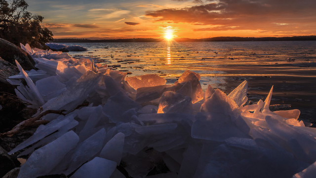 Sunset water ice trees clouds free wallpaper - medium preview image
