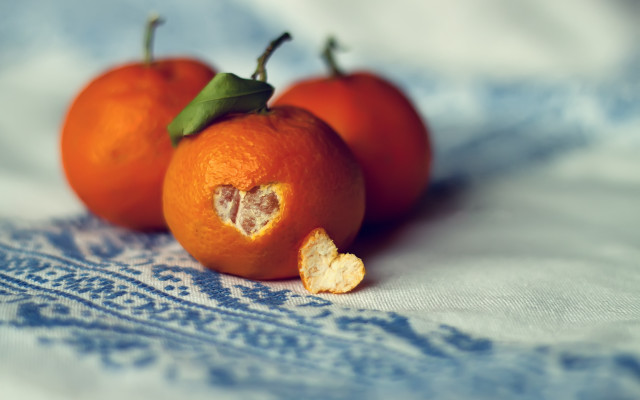 Three oranges bite blue white free wallpaper - medium preview image