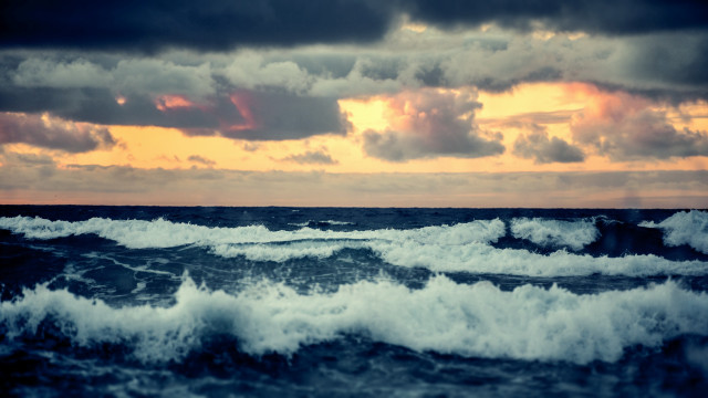 Sunset ocean waves cloudy sky #2 free wallpaper - medium preview image