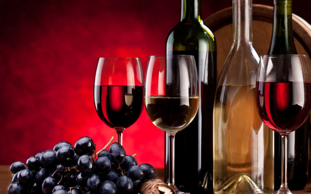 Wine glasses bottles grapes barrel free wallpaper - medium preview image