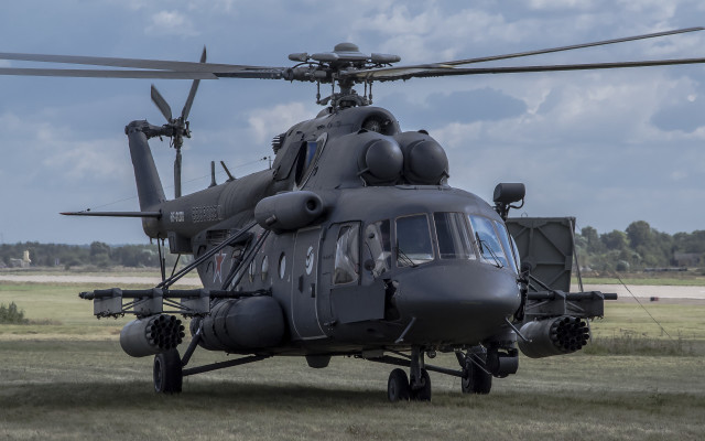 Helicopter field forest cobra puzzle free wallpaper - medium preview image