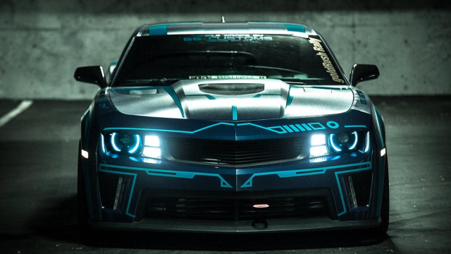 Hologram car blue hood parking free wallpaper - medium preview image