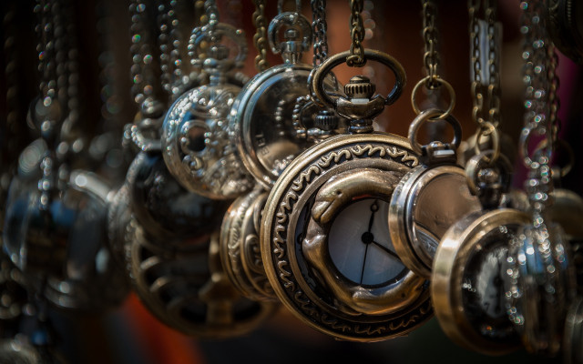 Clock chains gears tentacles photorealistic free wallpaper - medium preview image