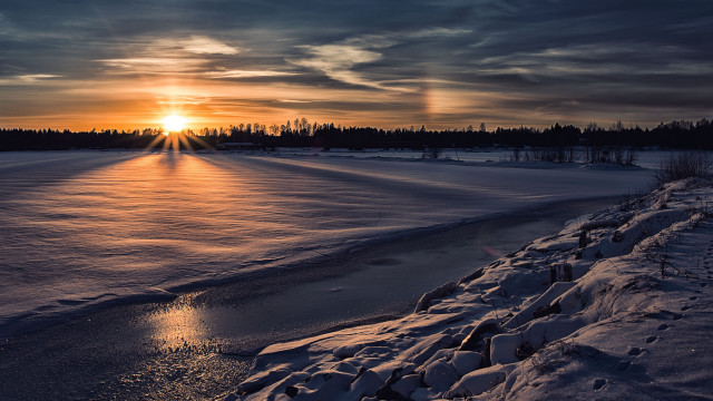 Sunset frozen lake trees sky free wallpaper - medium preview image