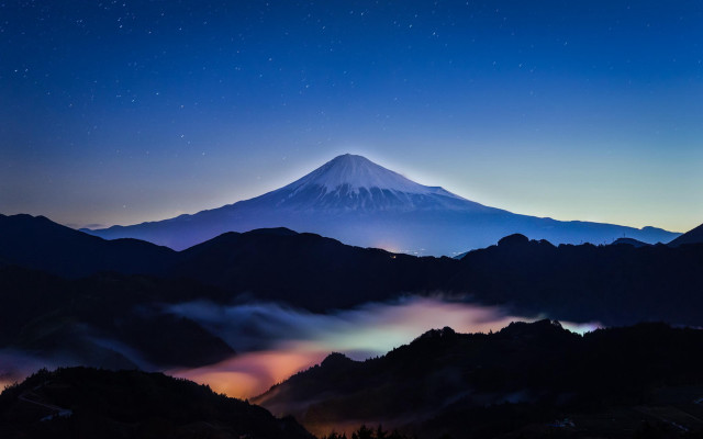 Mountain night sky clouds stars free wallpaper - medium preview image
