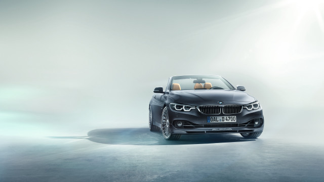 Black car studio light foggy free wallpaper - medium preview image