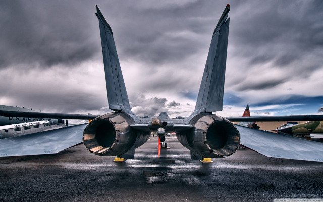 Jet plane runway cloudy sky #3 free wallpaper - medium preview image