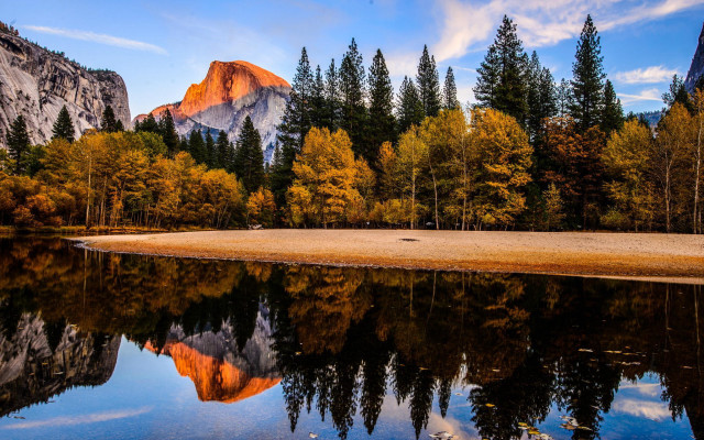 Mountain reflection lake autumn sky free wallpaper - medium preview image