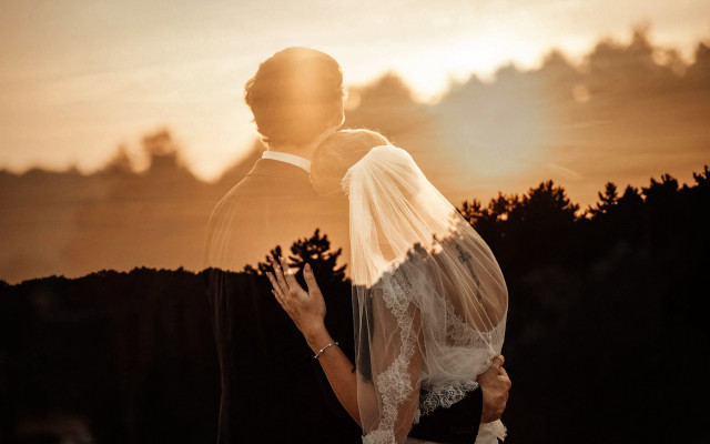 Bride groom kissing sunset trees free wallpaper - medium preview image