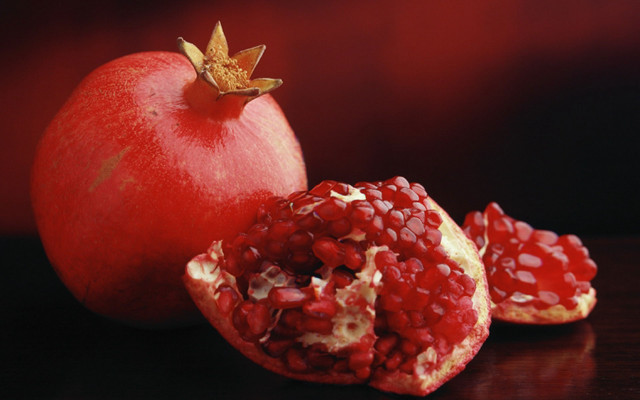 Pomegranate cutout table top red free wallpaper - medium preview image
