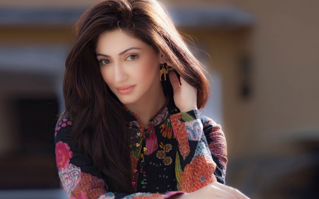 Woman longhair colorfulshirt posing ellaguru free wallpaper for desktop - medium preview image