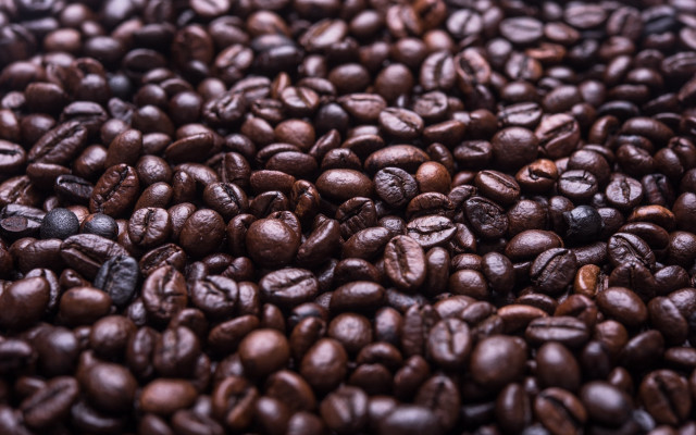 Coffee beans circle bokeh blurry free wallpaper - medium preview image