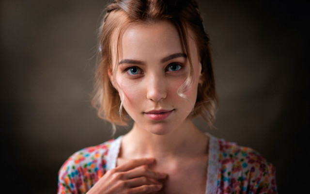 Woman floral dress bun blurry free wallpaper - medium preview image