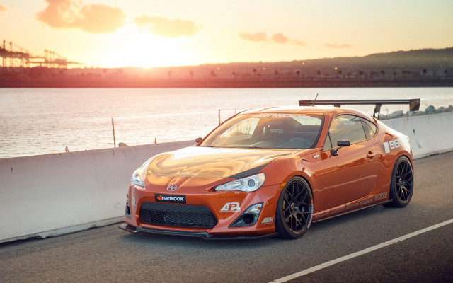 Car road ocean sunset beach free wallpaper - medium preview image