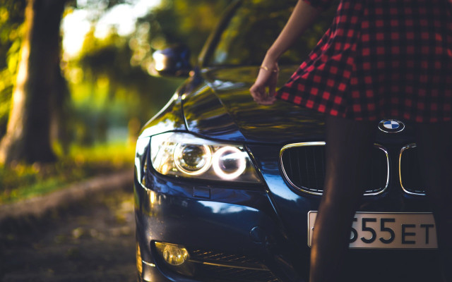 Woman bluecar redcheckered dress anamorphic free wallpaper - medium preview image