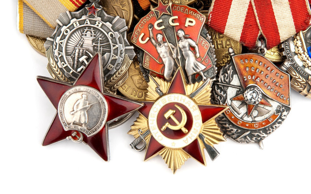 Medals badges red star hammer free wallpaper - medium preview image