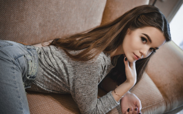 Woman couch cellphone rococo fishnets free wallpaper - medium preview image