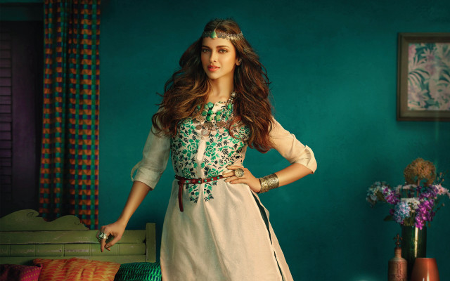 Woman dress green wall floral free wallpaper - medium preview image