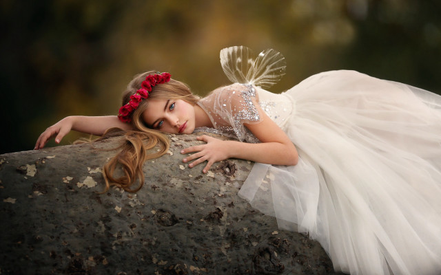 Dreamlike girl whitedress flower fairy free wallpaper - medium preview image